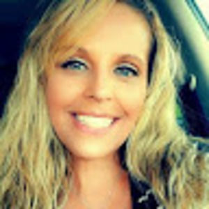 Meet your Posher, Carrie